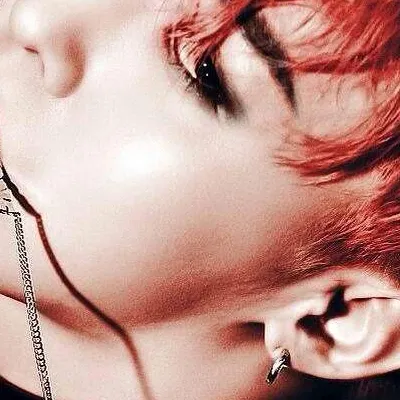 chat with ai character: G-dragon ￼