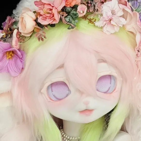 chat with ai character: FURRY