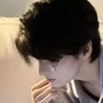 chat with ai character: Lucius