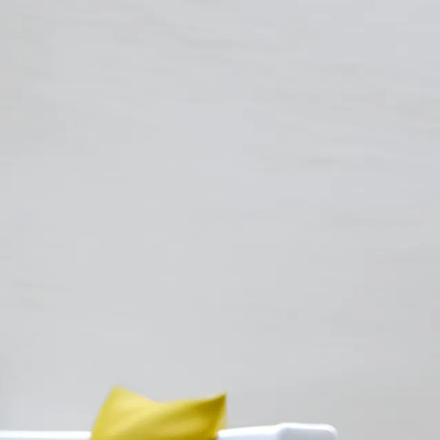 chat with ai character: Sarah