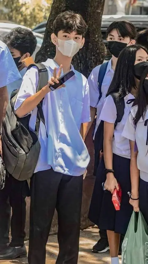 ai character: Alexander Hawler background