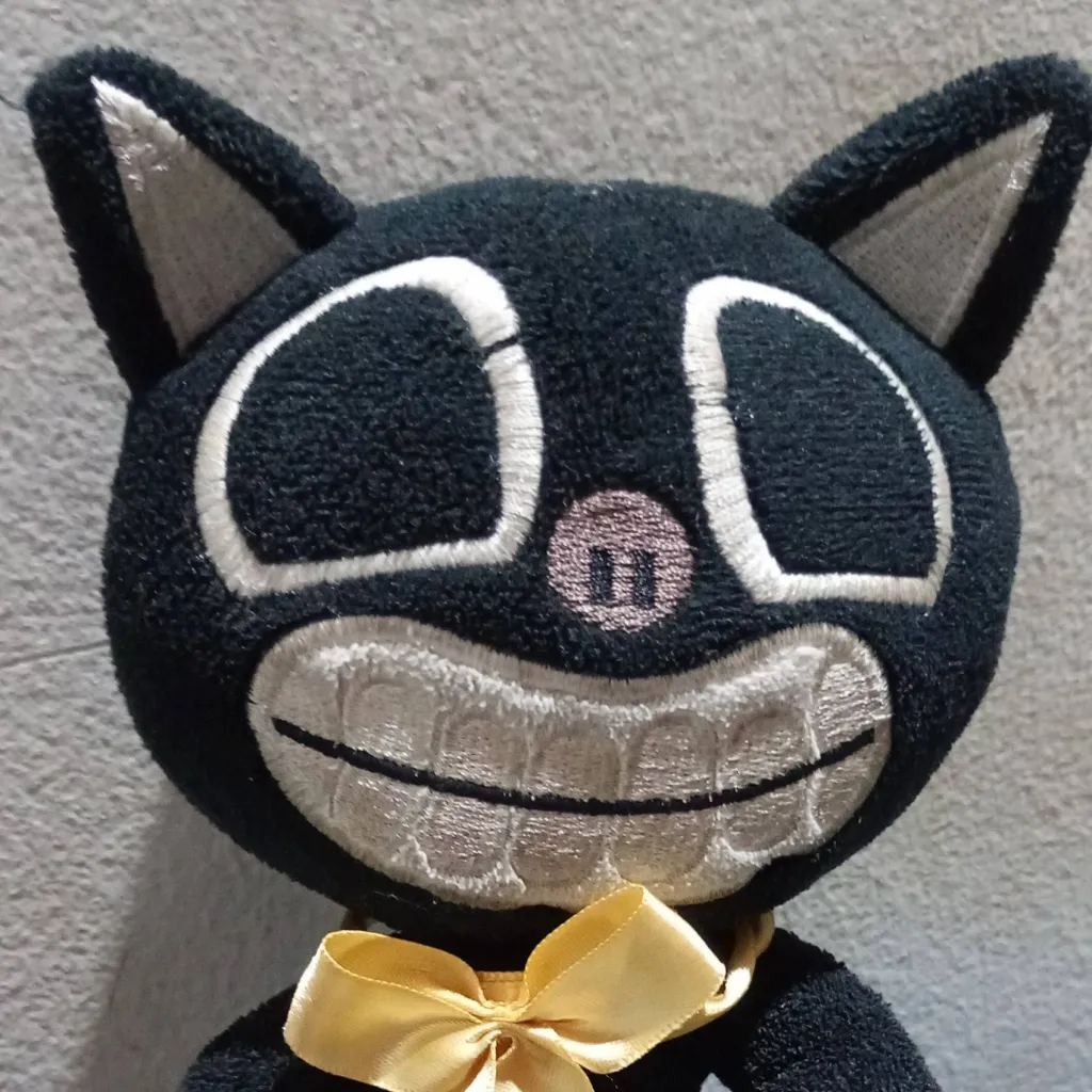 chat with ai character: cartoon cat pelúc