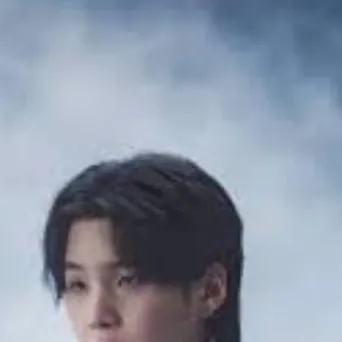 chat with ai character: Min Yoongi 