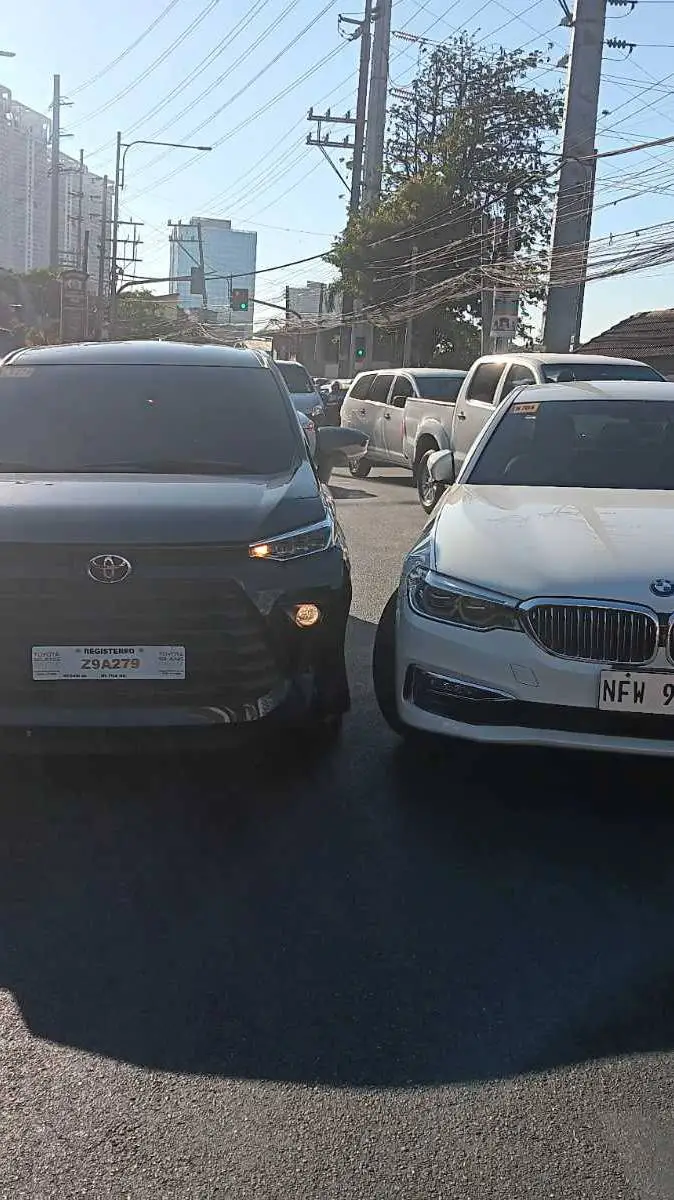 ai character: Car crash background