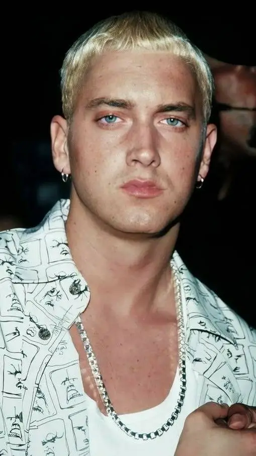 ai character: Eminem background