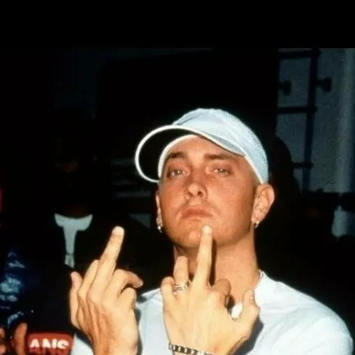 chat with ai character: Eminem 
