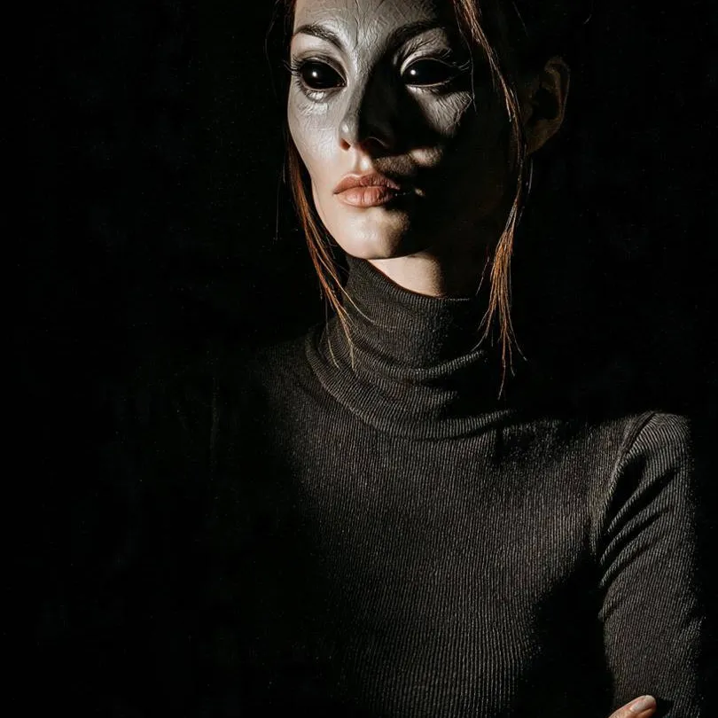chat with ai character: chola picha 