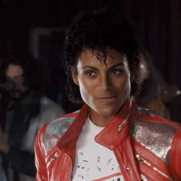 chat with ai character: Michael Jackson 