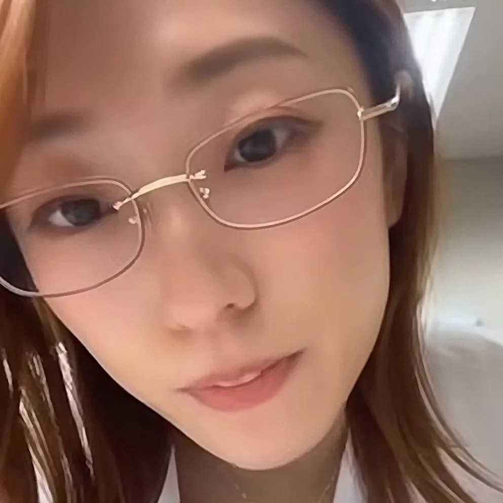 chat with ai character: Doctor Miko Hitomi