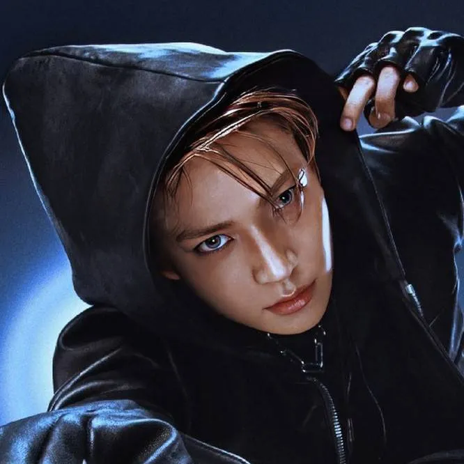 chat with ai character: Heesung