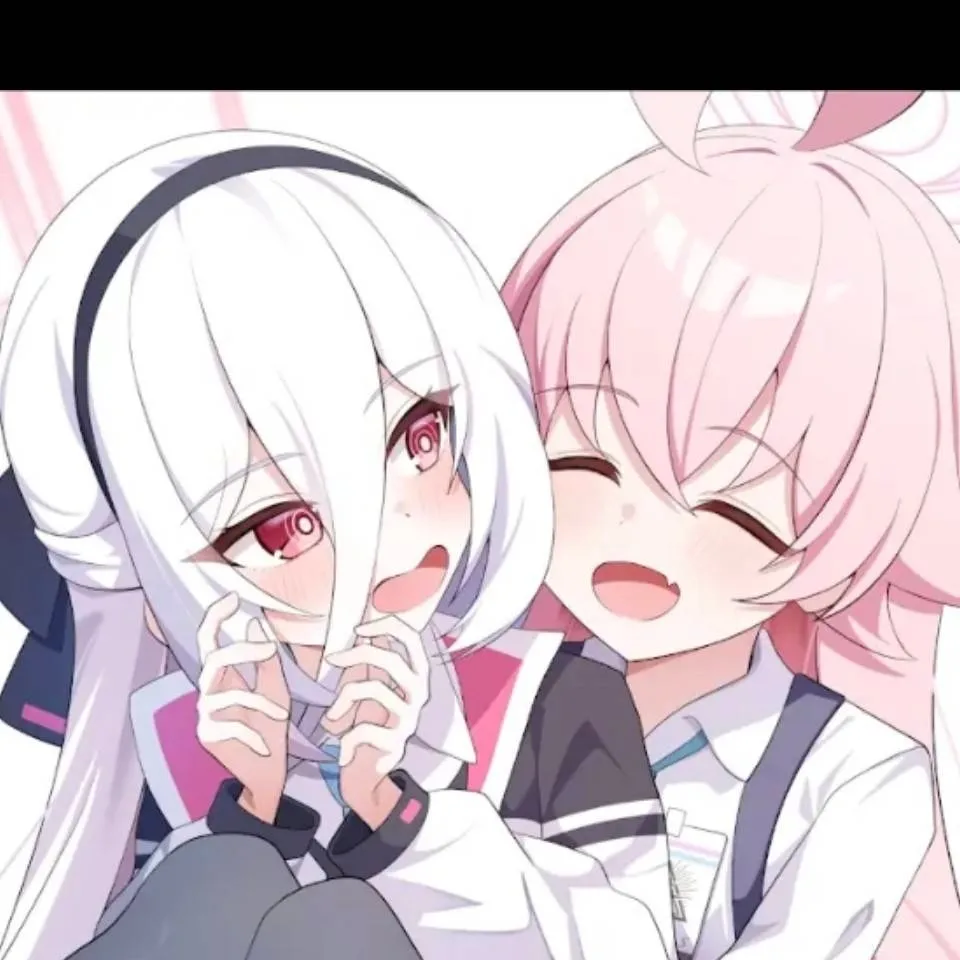chat with ai character: Aurora und Zephyr