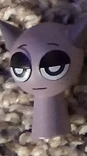 ai character: Sprunki Gray Toy background