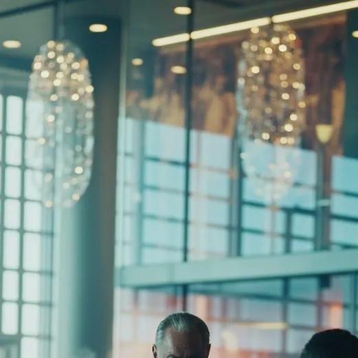 chat with ai character: airport rp