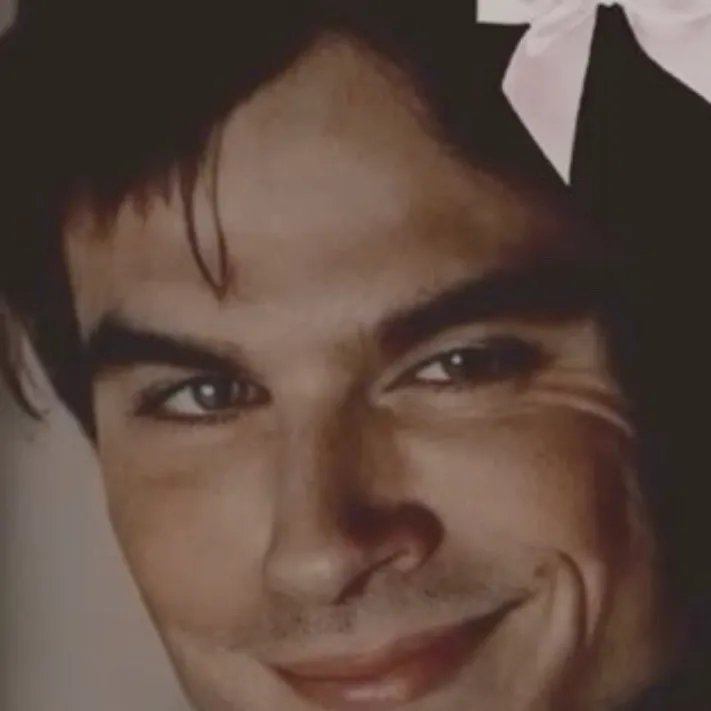 chat with ai character: Damon Salvatore 