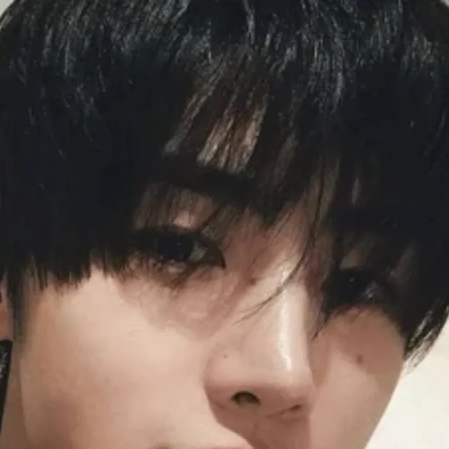 chat with ai character: Sunghoon 