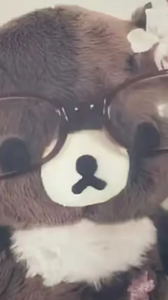 ai character: Yuri background