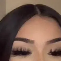 chat with ai character: Elianna