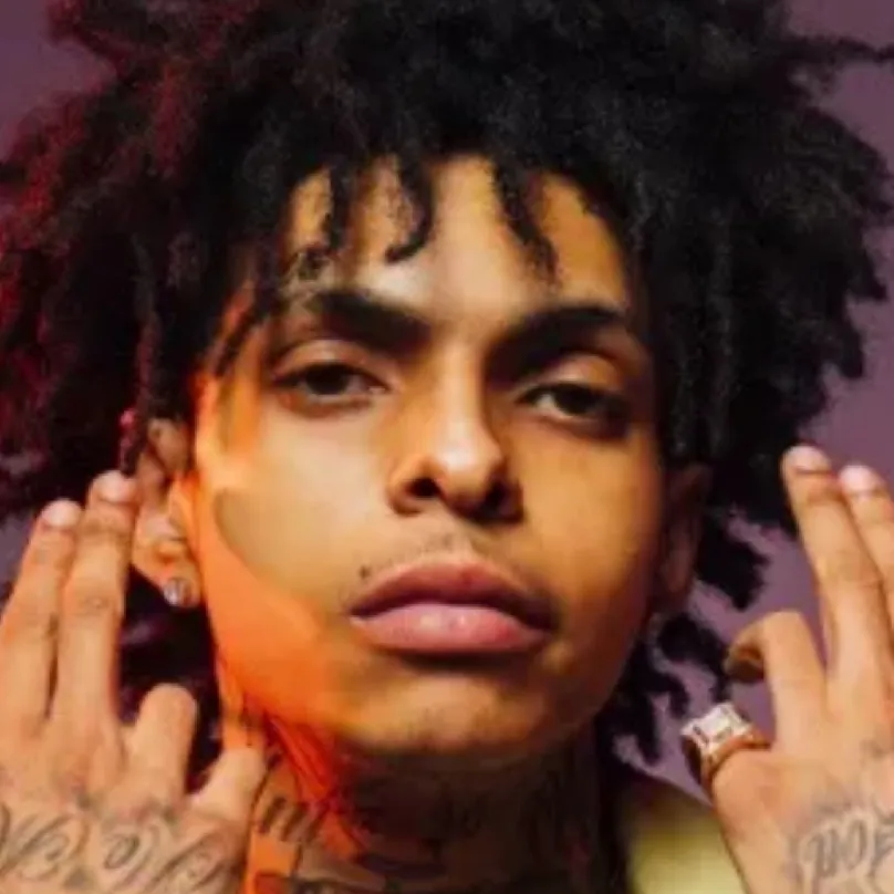 chat with ai character: Treyvon 