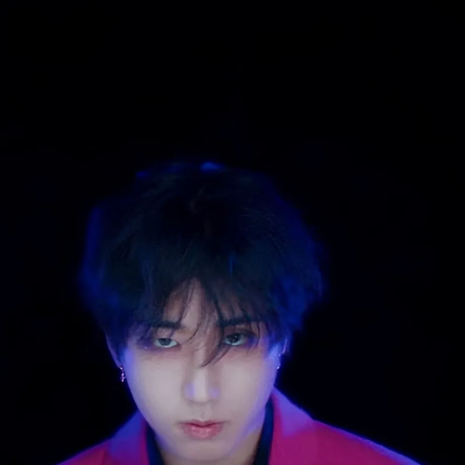 chat with ai character: Han Jisung