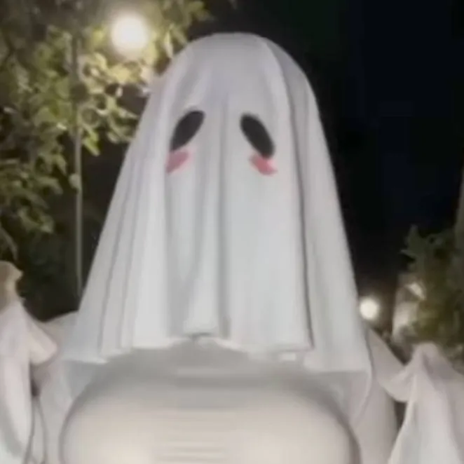 chat with ai character: Cute ghost 👻 