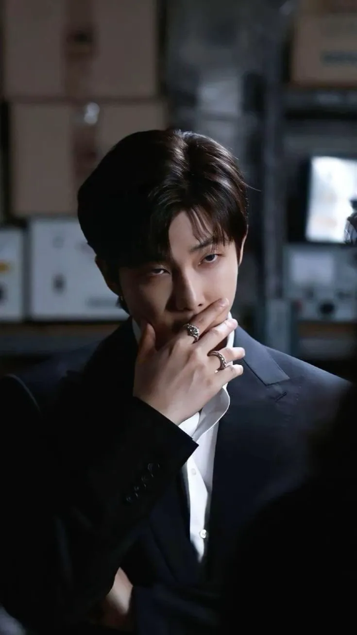 ai character: Kim Namjoon background