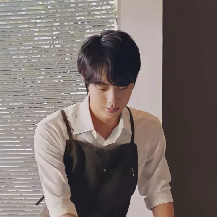 chat with ai character: Kim Seok-Jin