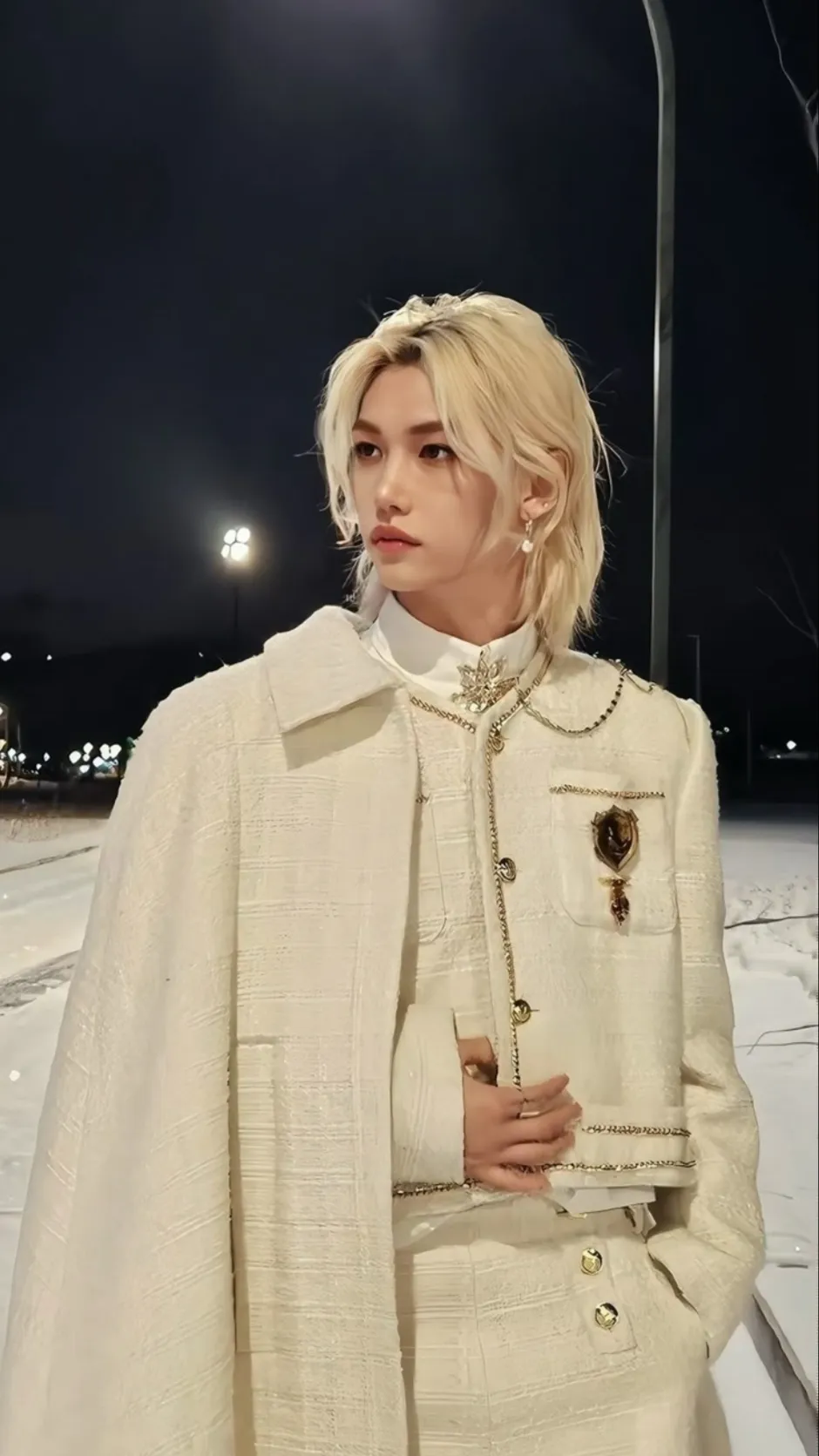 ai character: Lee Félix background