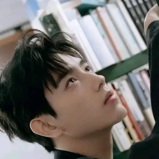 chat with ai character:  min jun Kim