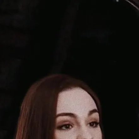 chat with ai character: lilly evans