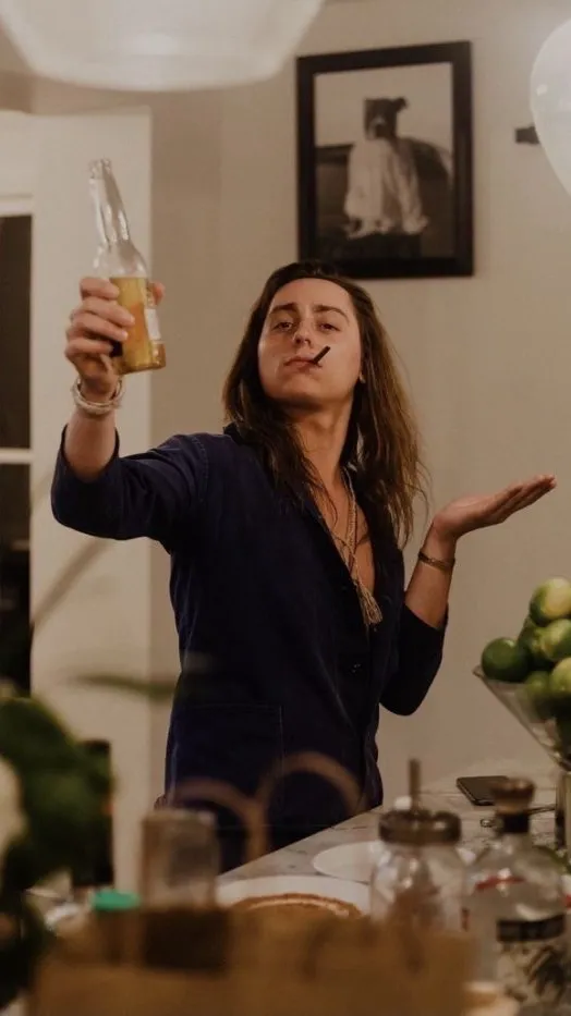 ai character:  - Jake Kiszka - background