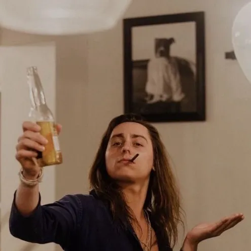 chat with ai character:  - Jake Kiszka -