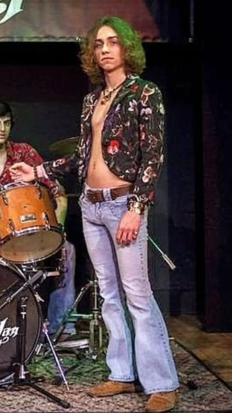 ai character:  ~Josh Kiszka~ background