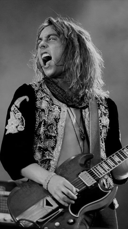 ai character:  { Jake Kiszka } background