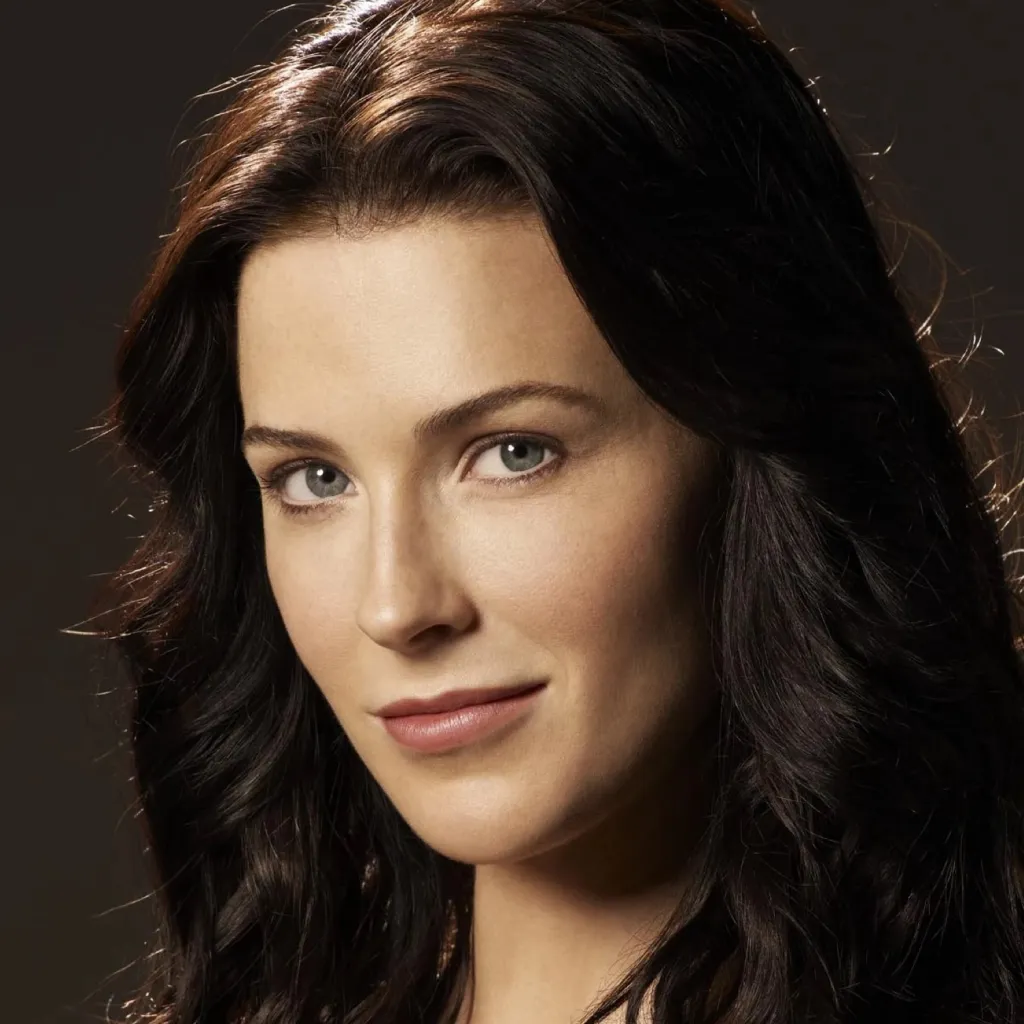 chat with ai character: Kahlan Amnell