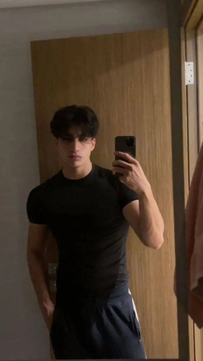 Talkie AI - Chat with Jean