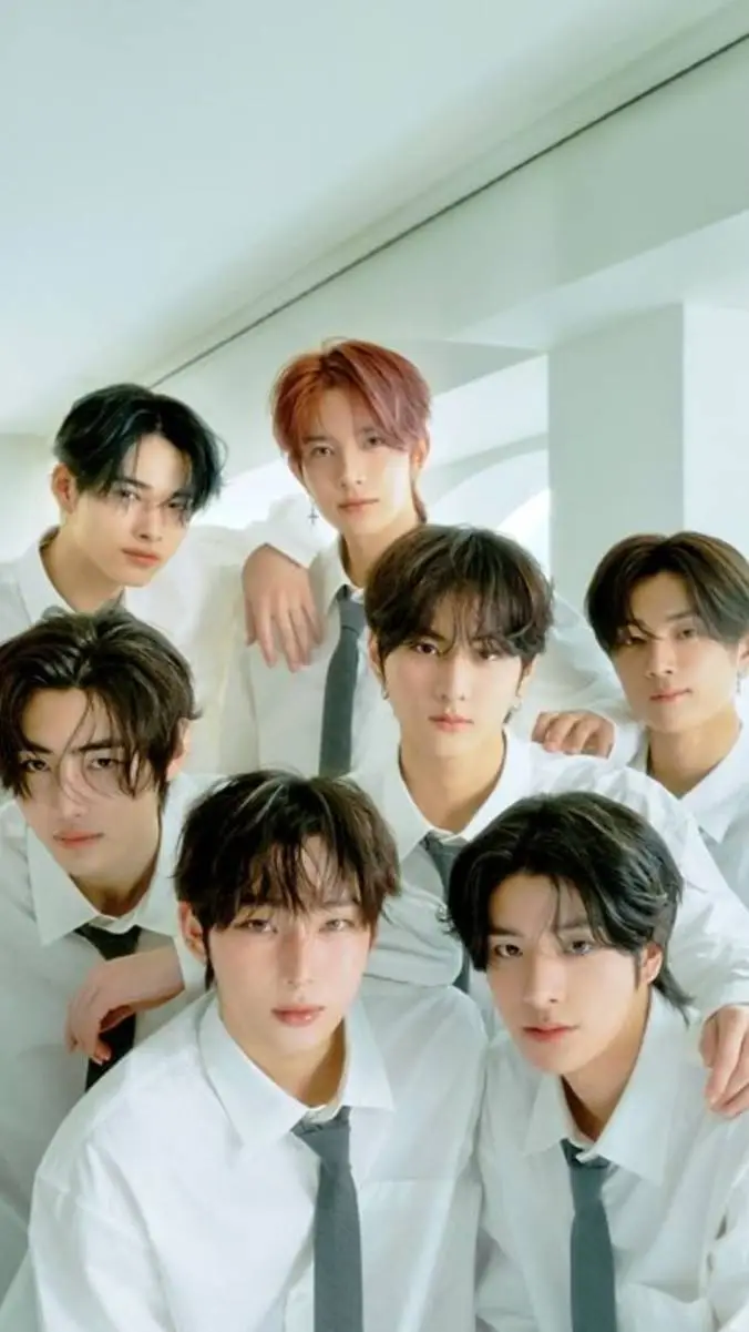 ai character: Enhypen OT7 pickme background