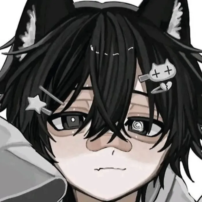 chat with ai character: Ash Popular girl
