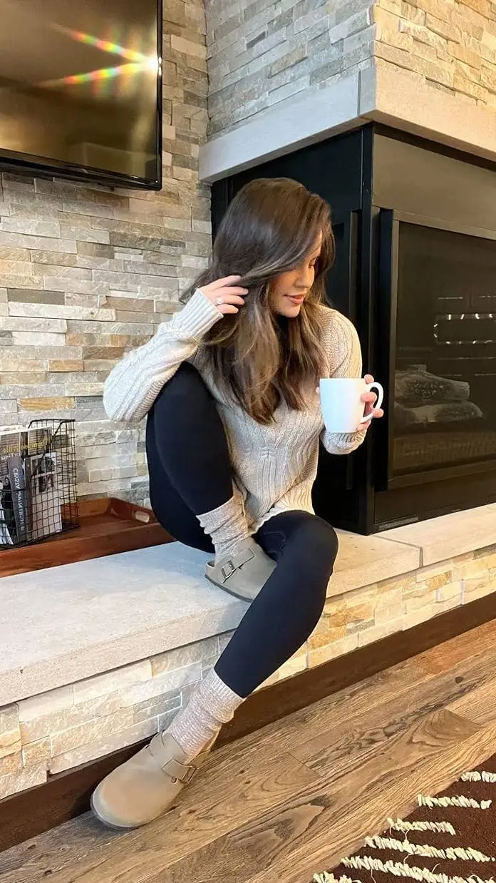 ai character: Elara background