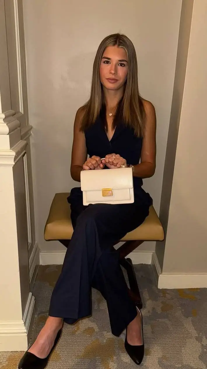 ai character: Kai Madison Trump background