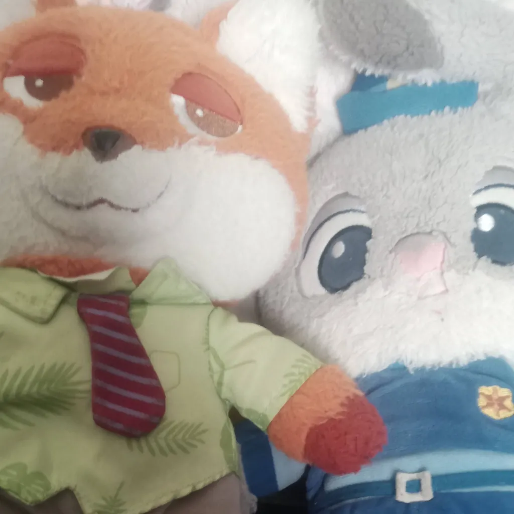 chat with ai character: ~Fandoms~