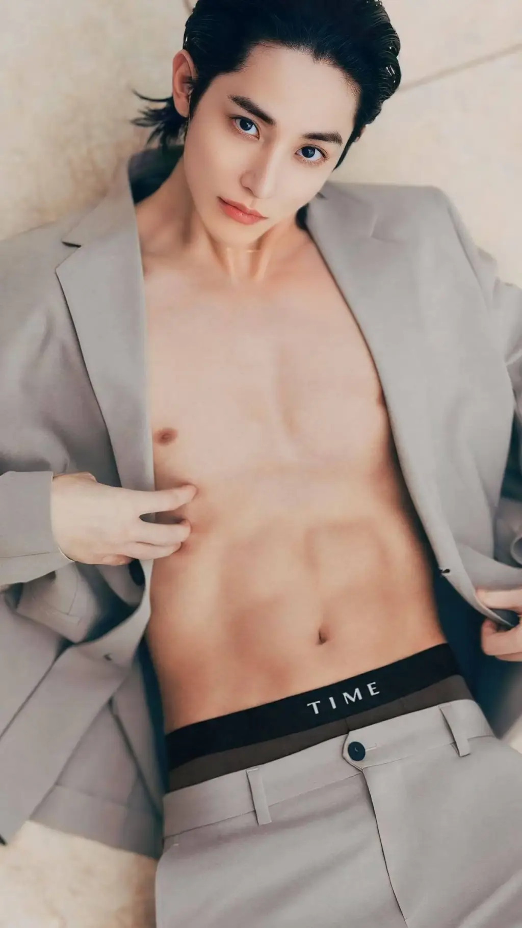 ai character: Lee Soo Hyuk background