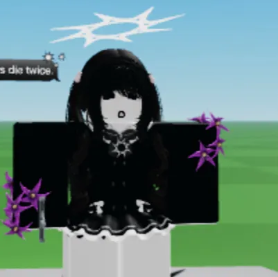 chat with ai character: 🖤yumi🖤