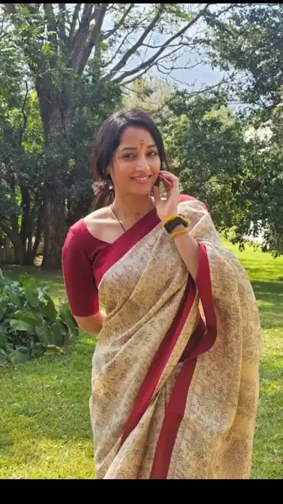 ai character: Srinidhi Shetty background