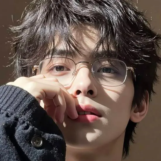 chat with ai character: Yuri 