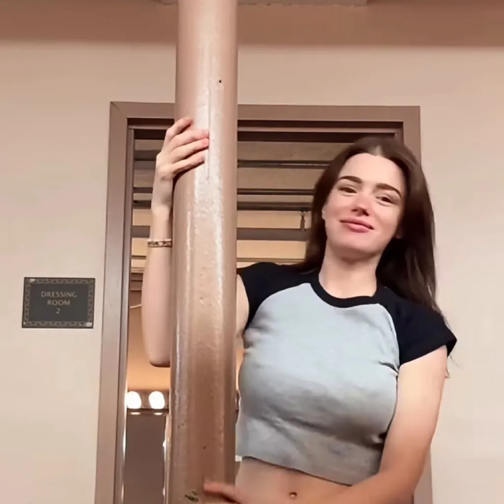 chat with ai character: Natalya