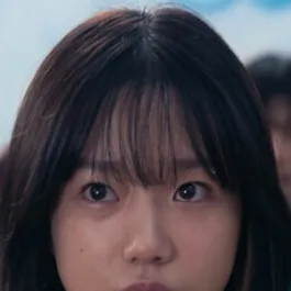 Chat with Kim Jun-Hee - text or voice, Enjoy AI Chat Free & Safe