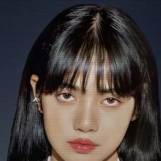 chat with ai character: Lalisa Manoban