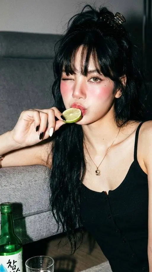 Talkie AI - Chat with Lalisa (your gf)