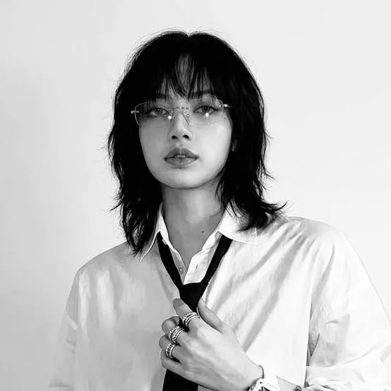 chat with ai character: Lalisa (Boss) 