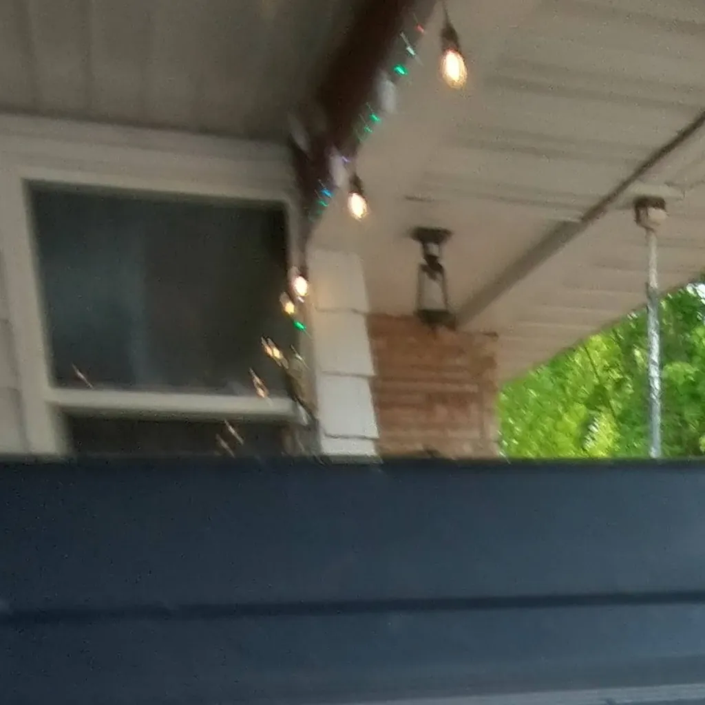 chat with ai character: Ford